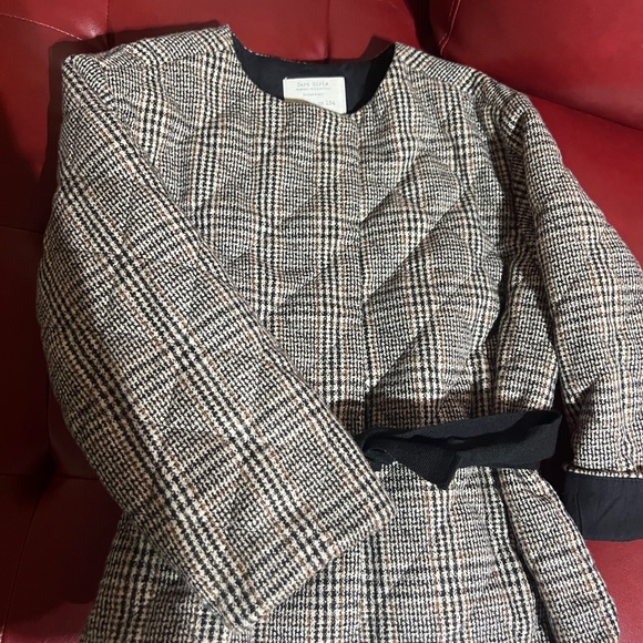 Zara - Picture 7 of 10